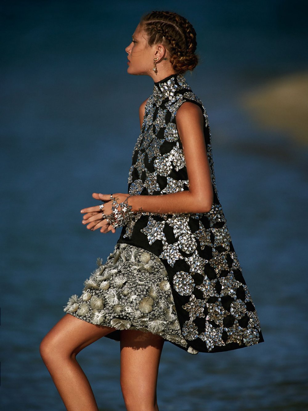 Catherine-McNeil-by-Gilles-Bensimon-for-Vogue-Australia-October-2014-1